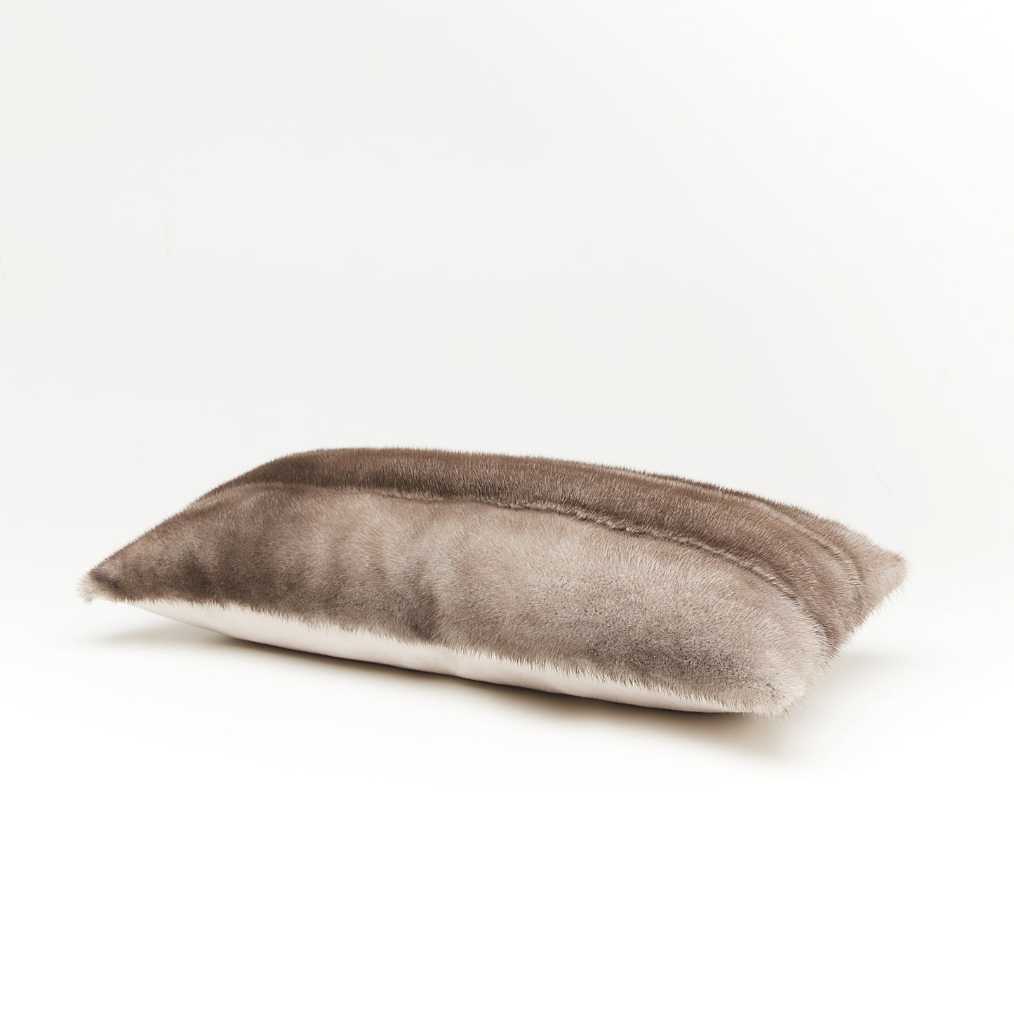 Nerzkissen Vison naturgrau 50 x 25 mit Loro Piana Kaschmir